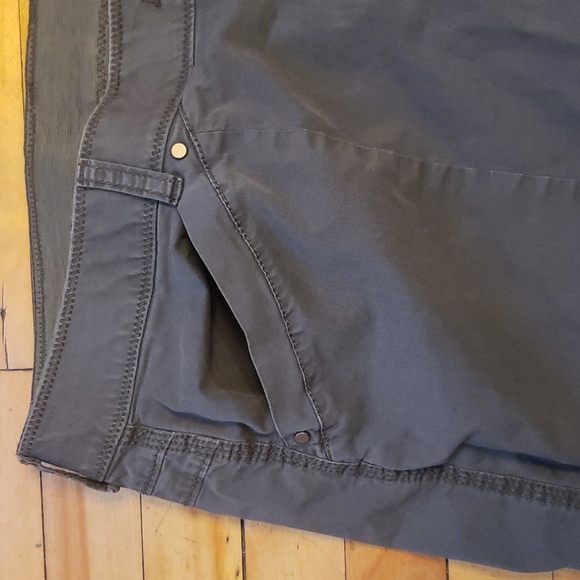 Women's Chico's size 3 chino pants color green - Picture 3 of 15